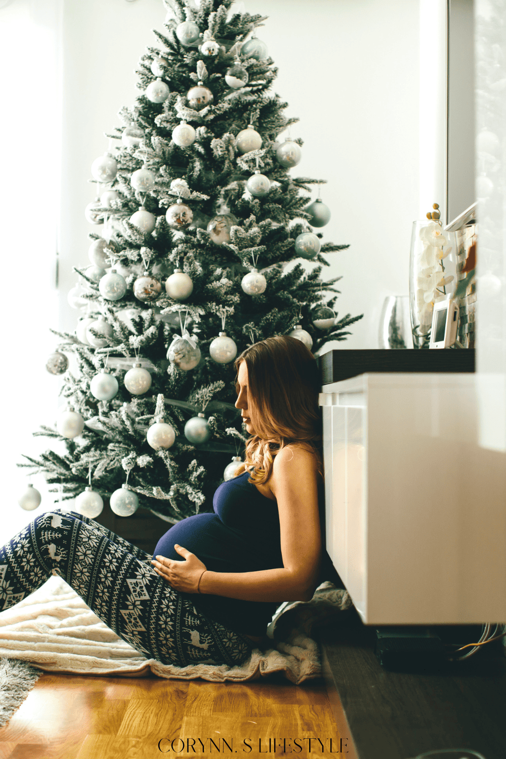 holiday-season-survival-guide-for-pregnant-moms-corynn-s-lifestyle